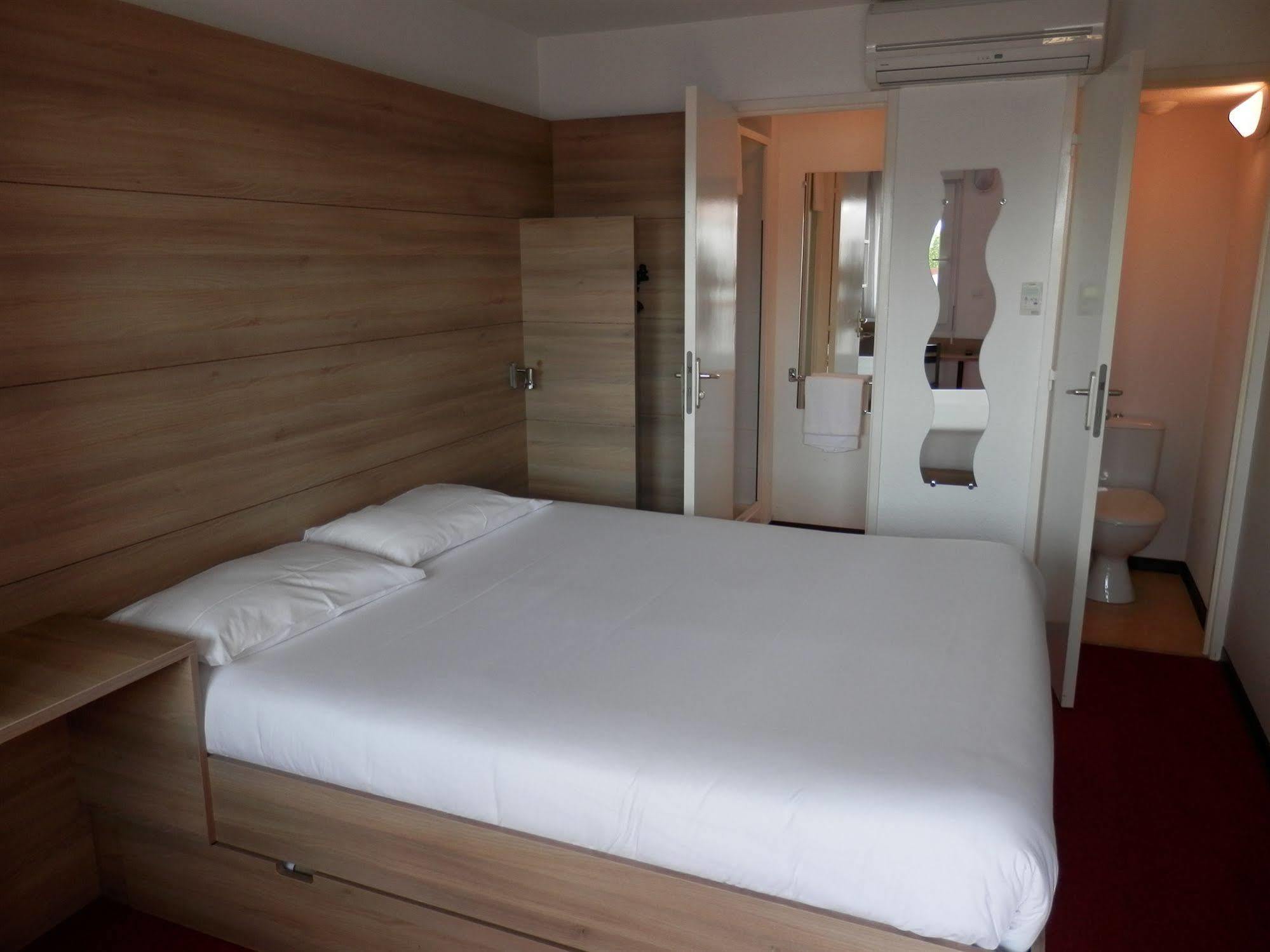L'Auberge Everhotel de Tarbes-Ibos Eksteriør billede