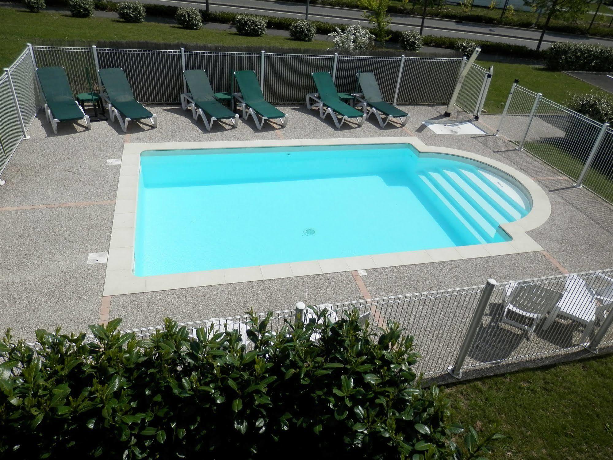 L'Auberge Everhotel de Tarbes-Ibos Eksteriør billede